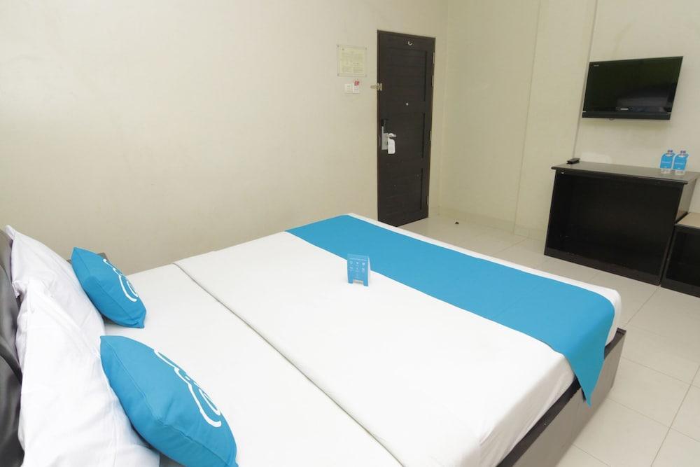 Hotel Kapuas Dharma Pontianak Exterior photo